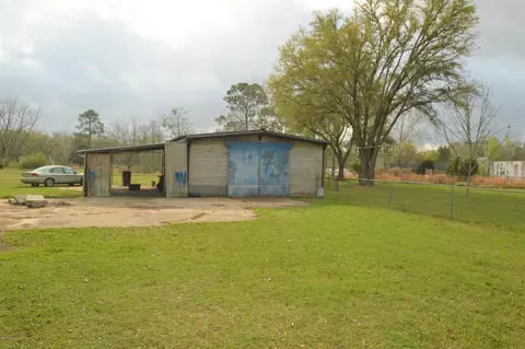 417 6th St, Chipley, FL 32428 photo 10