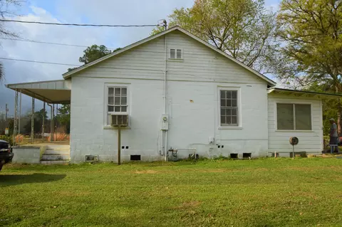 417 6th St, Chipley, FL 32428 photo 7