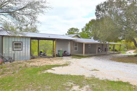 2832 Summer Dr, Chipley, FL 32428 photo 1