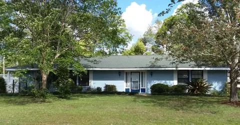 645 3rd St, Chipley, FL 32428 photo 1