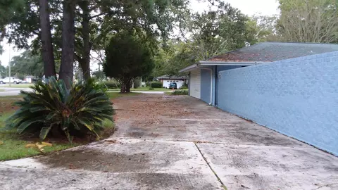 645 3rd St, Chipley, FL 32428 photo 30