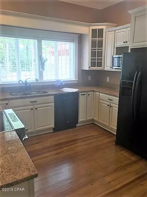 794 3rd St, Chipley, FL 32428 photo 4