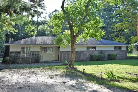 844 Maple St, Chipley, FL 32428 photo 2
