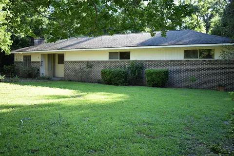 844 Maple St, Chipley, FL 32428 photo 3