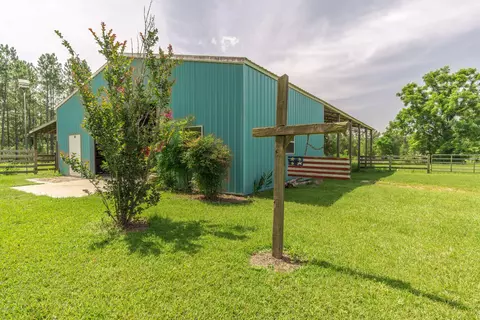 2697 Gilberts Mill Rd, Chipley, FL 32428 photo 3
