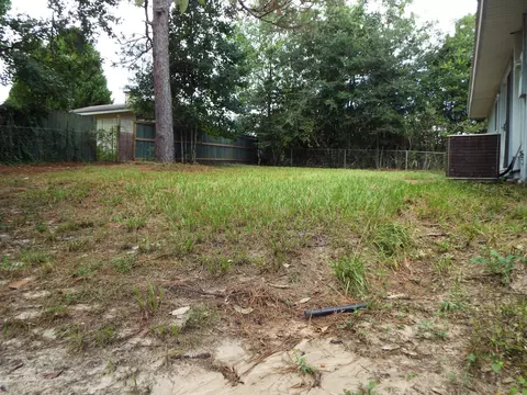 1811 Paris Ln, Chipley, FL 32428 photo 22