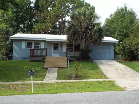 1811 Paris Ln, Chipley, FL 32428 photo 1