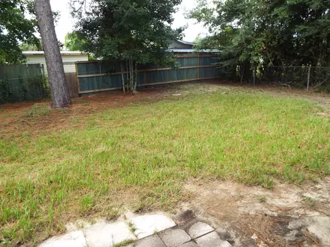 1811 Paris Ln, Chipley, FL 32428 photo 21