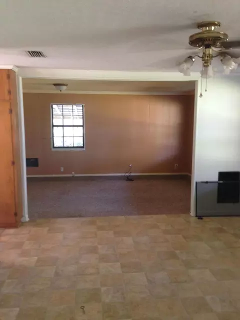 6731 Lovedale Rd, Bascom, FL 32423 photo 3