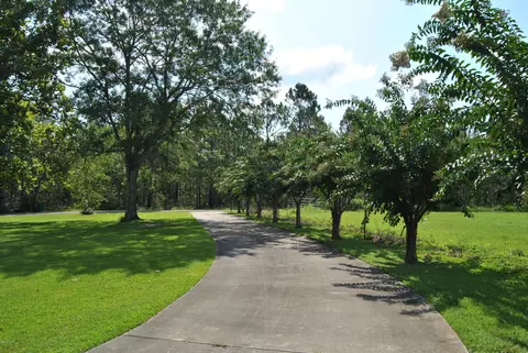 260 Hadley Ln, Chipley, FL 32428 photo 9