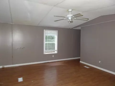 2993 Caroline Dr, Chipley, FL 32428 photo 4