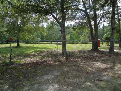 814 Haley Dr, Chipley, FL 32428 photo 7