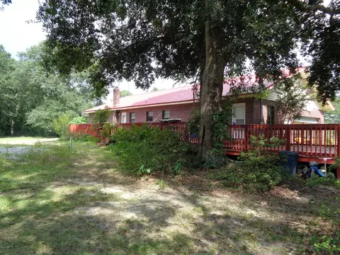 814 Haley Dr, Chipley, FL 32428 photo 13
