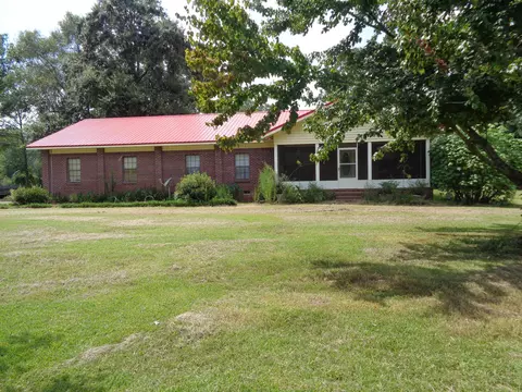 814 Haley Dr, Chipley, FL 32428 photo 5