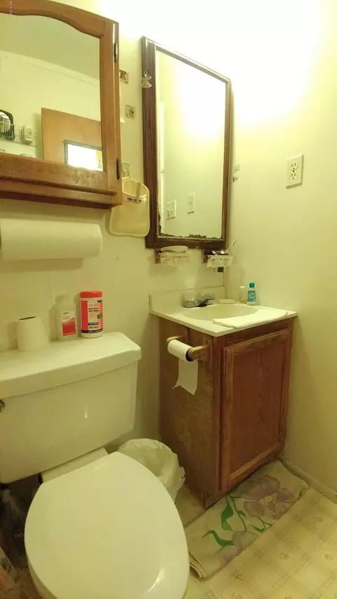 5946 Highway 2, Bascom, FL 32423 photo 11