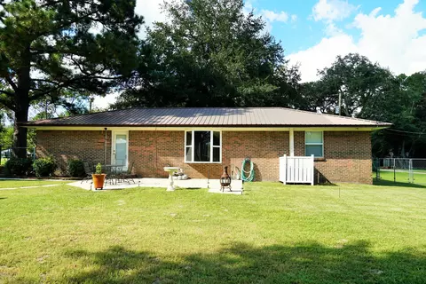 2589 Mcclain St, Cottondale, FL 32431 photo 3