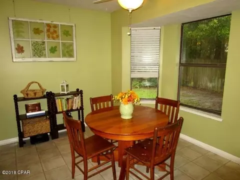804 E Pine Forest Dr, Lynn Haven, FL 32444 photo 4
