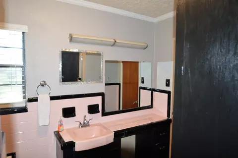 675 Main St, Chipley, FL 32428 photo 9