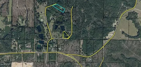 3323 Corgi Ln, Chipley, FL 32428 photo 2