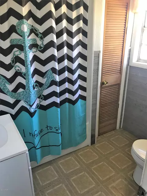 5565 Eden Rd, Bascom, FL 32423 photo 14