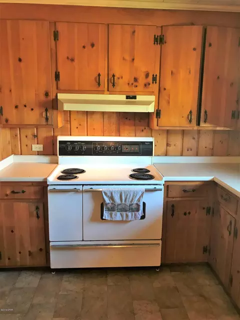 5565 Eden Rd, Bascom, FL 32423 photo 9