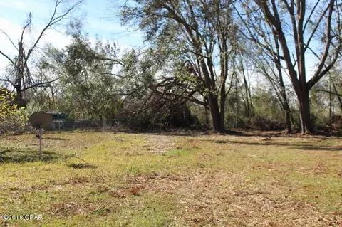 5475 9th St, Malone, FL 32445 photo 9