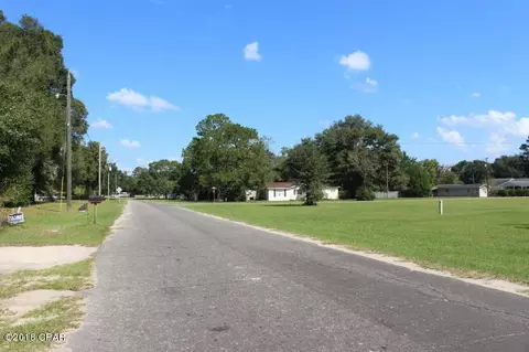 5475 9th St, Malone, FL 32445 photo 17
