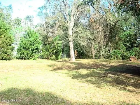 645 Grove St, Chipley, FL 32428 photo 5