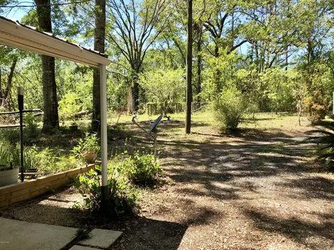 1007 Meadowlark Ln, Chipley, FL 32428 photo 3