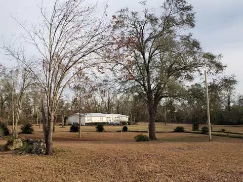 4900 Ditty Rd, Bascom, FL 32423 photo 4