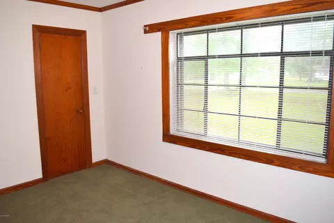 420 6th St, Chipley, FL 32428 photo 13