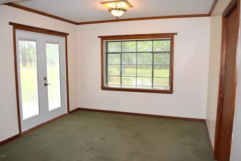 420 6th St, Chipley, FL 32428 photo 6
