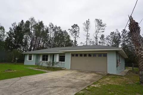 2019 Baldwin St, Chipley, FL 32428 photo 2