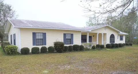 906 Joseph Dr, Chipley, FL 32428 photo 1