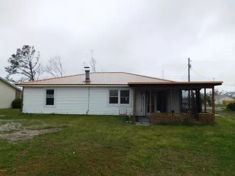 718 E Pine Forest Dr, Lynn Haven, FL 32444 photo 3