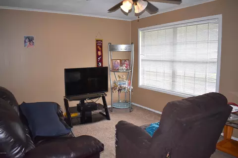 1236 Grace Ave, Chipley, FL 32428 photo 2