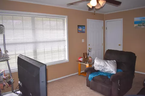 1236 Grace Ave, Chipley, FL 32428 photo 3