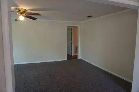 582 5th St, Chipley, FL 32428 photo 23