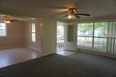 582 5th St, Chipley, FL 32428 photo 7