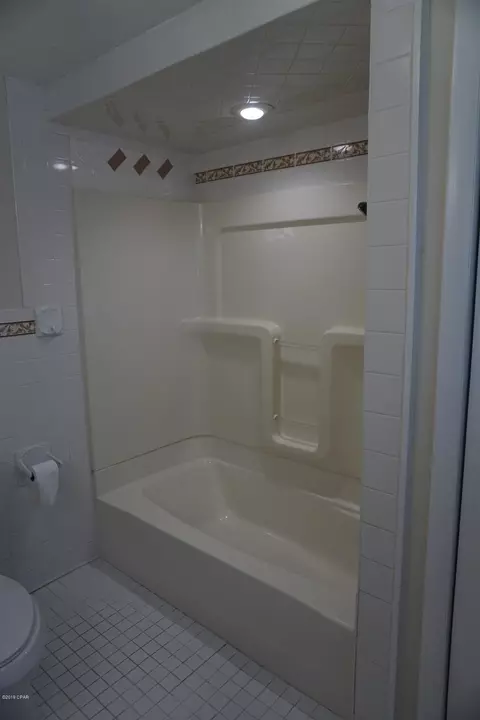 582 5th St, Chipley, FL 32428 photo 20