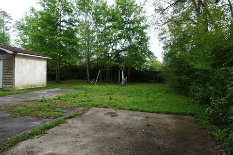 582 5th St, Chipley, FL 32428 photo 32