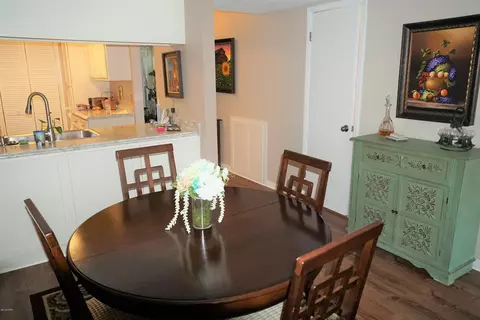 203 E 3rd St, Lynn Haven, FL 32444 photo 12