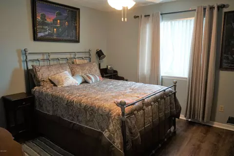 203 E 3rd St, Lynn Haven, FL 32444 photo 34