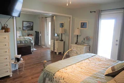 203 E 3rd St, Lynn Haven, FL 32444 photo 25