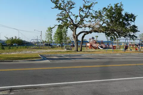 203 E 3rd St, Lynn Haven, FL 32444 photo 7