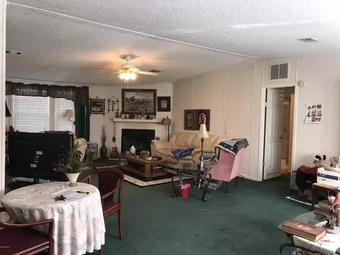 5060 Basswood Rd, Bascom, FL 32423 photo 5