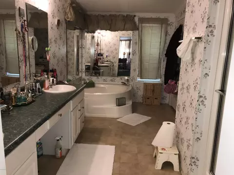 5060 Basswood Rd, Bascom, FL 32423 photo 17