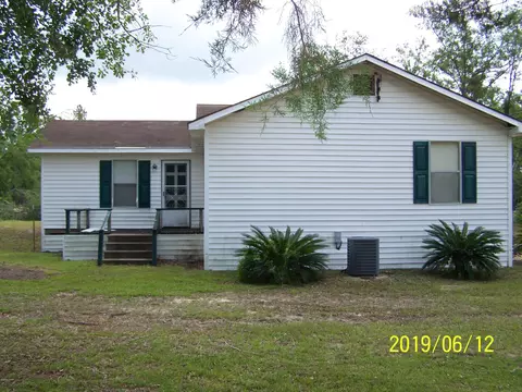 2472 Syfrett Rd, Cottondale, FL 32431 photo 2