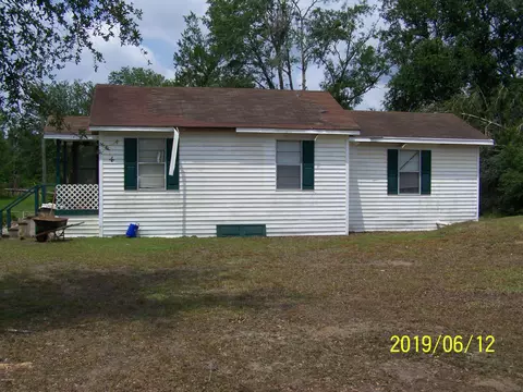 2472 Syfrett Rd, Cottondale, FL 32431 photo 3