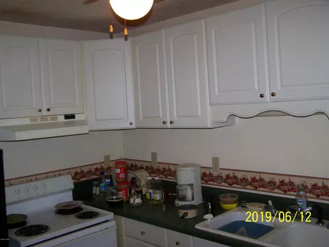 2472 Syfrett Rd, Cottondale, FL 32431 photo 11
